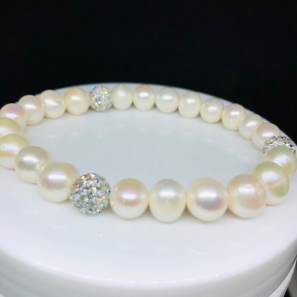 Genuine Freshwater Pearl Bracelet - Picture 2 of 11